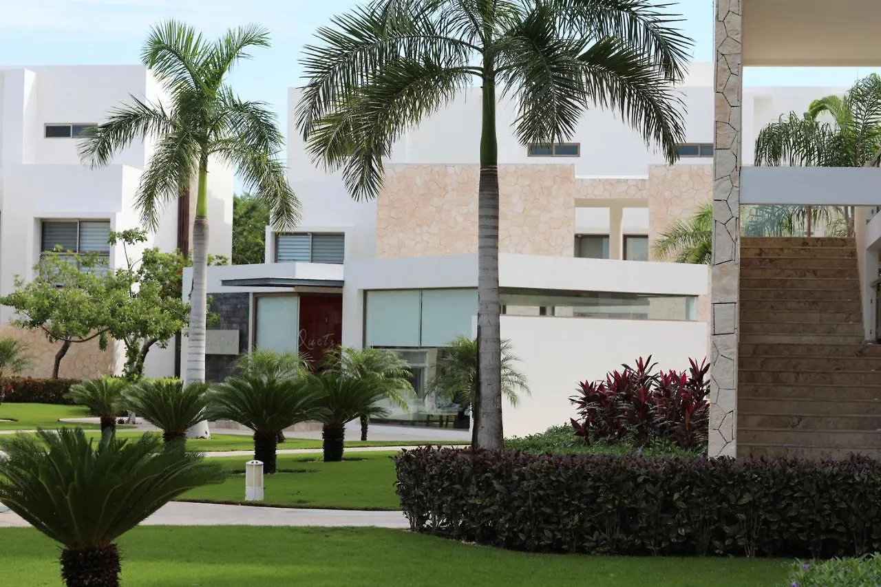 Bahia Principe Vacation Rentals - Quetzal - One-Bedroom Apartments Chacalal México