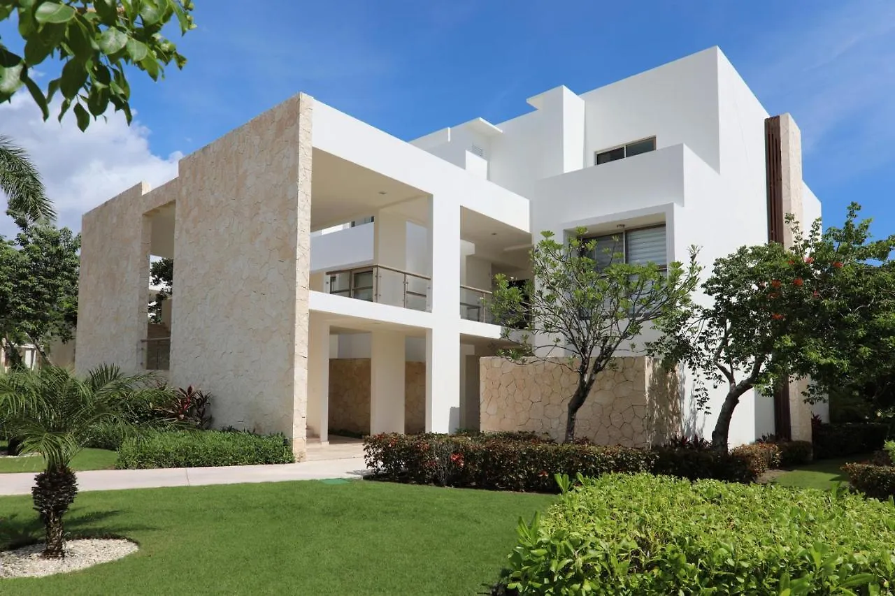 Bahia Principe Vacation Rentals - Quetzal - One-Bedroom Apartments Chacalal